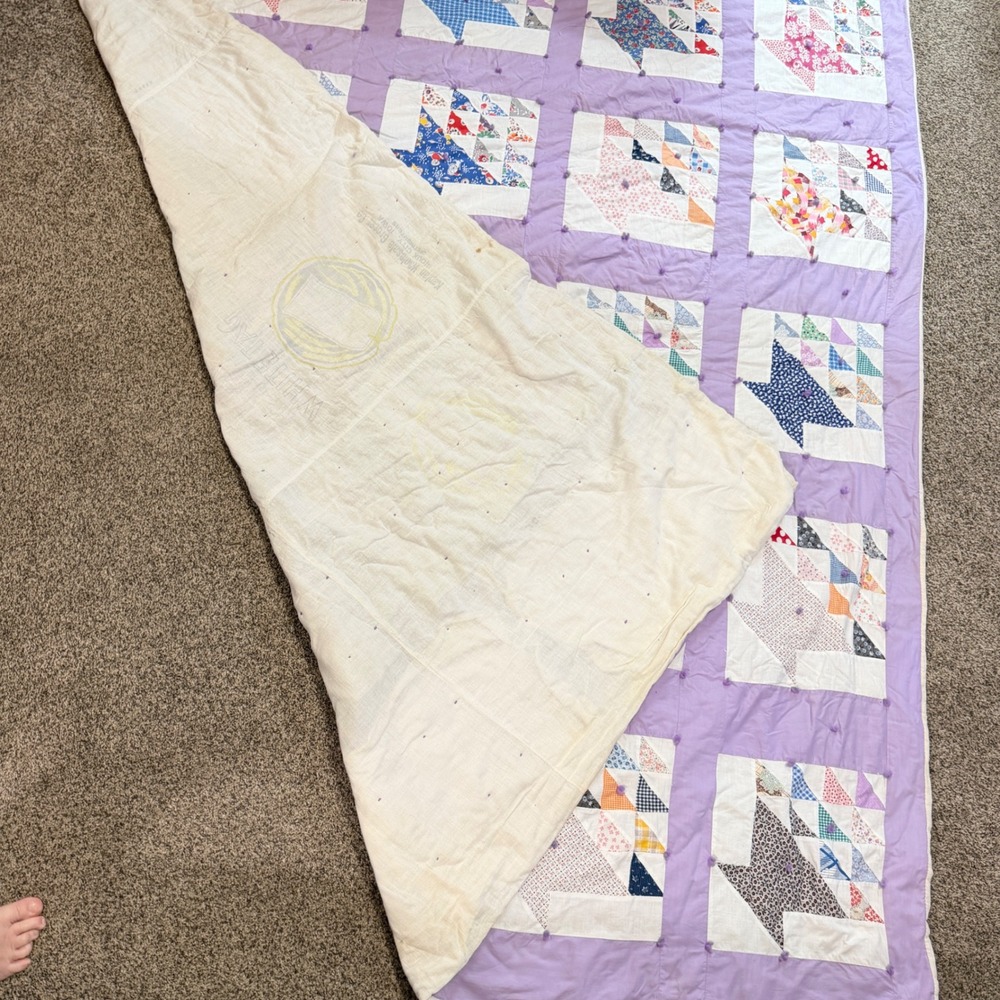 Vintage Handmade Basket Quilt Flour Feed Sack Backing Purple Scrap Quilt 82 x 72 - Picture 5 of 9
